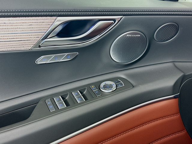 Thumbnail: 2026 Genesis GV80 - 20