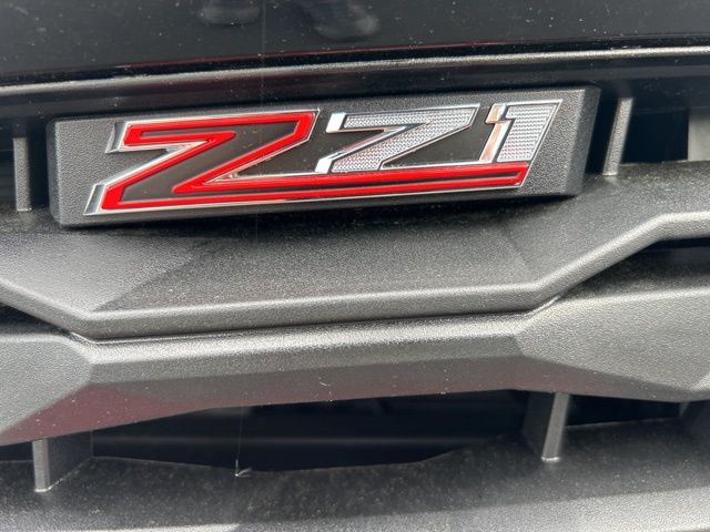 2025 Chevrolet Colorado Z71 photo