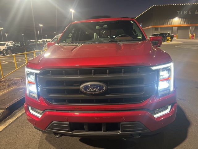 2022 Ford F-150 Lariat 2