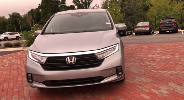 Used 2021 Honda Odyssey Van