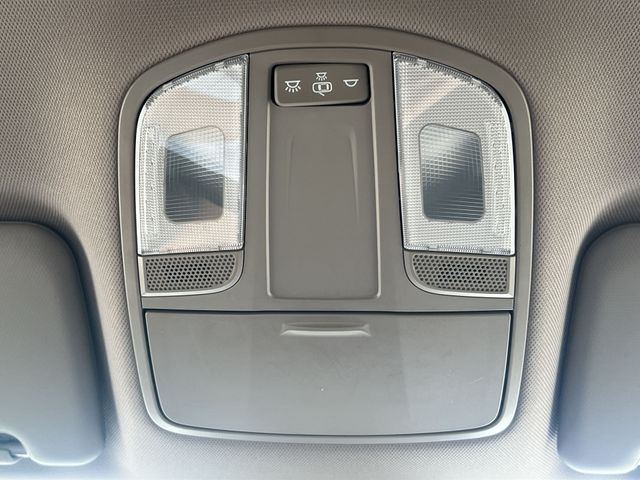 Used 2019 White Hyundai Sport image 30