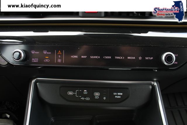 New 2026 Kia Carnival MPV Van