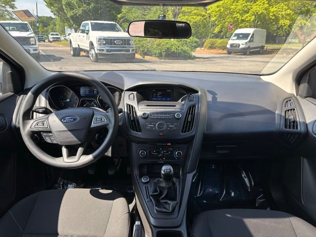 2015 Ford Focus SE photo
