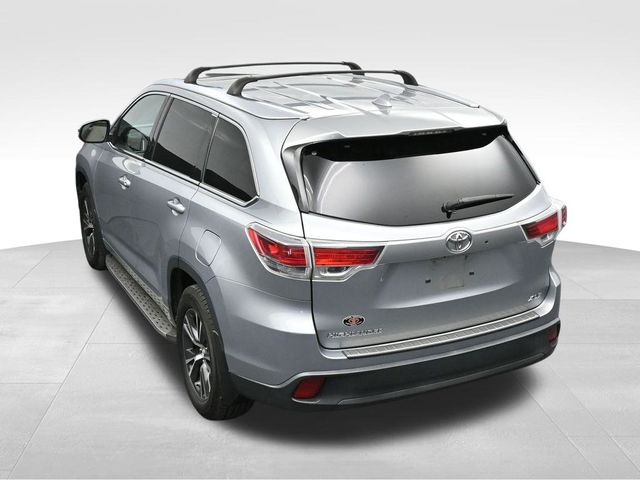 2016 Toyota Highlander XLE V6 37