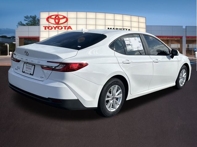 2025 Toyota Camry  26