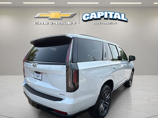 Used 2022 White Cadillac Sport image 38