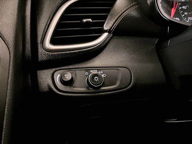 2021 Chevrolet Trax LT Gray at South Hills Kia