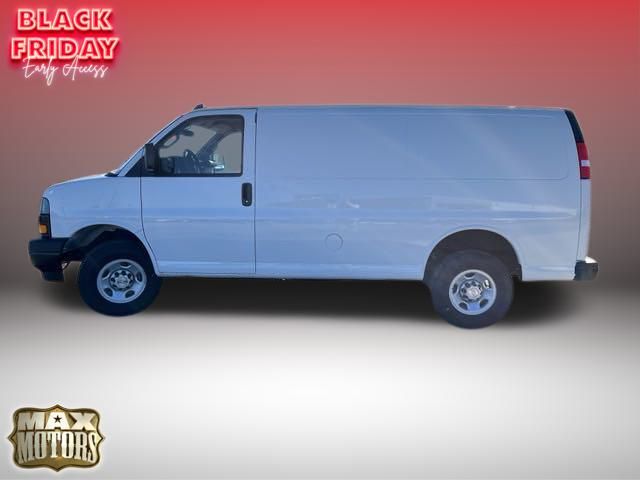 2024 Chevrolet Express 3500 Work Van 6