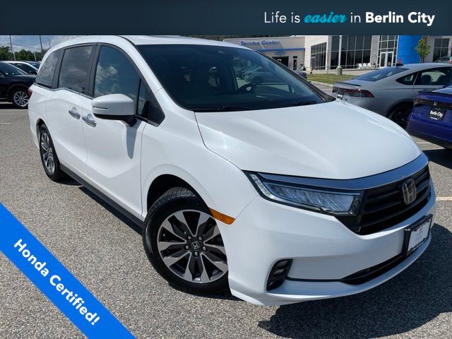 White 2021 Honda Odyssey Minivan Front-Wheel Drive Automatic