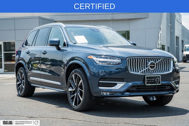 2024 Volvo XC90 B6 Plus Bright Theme
