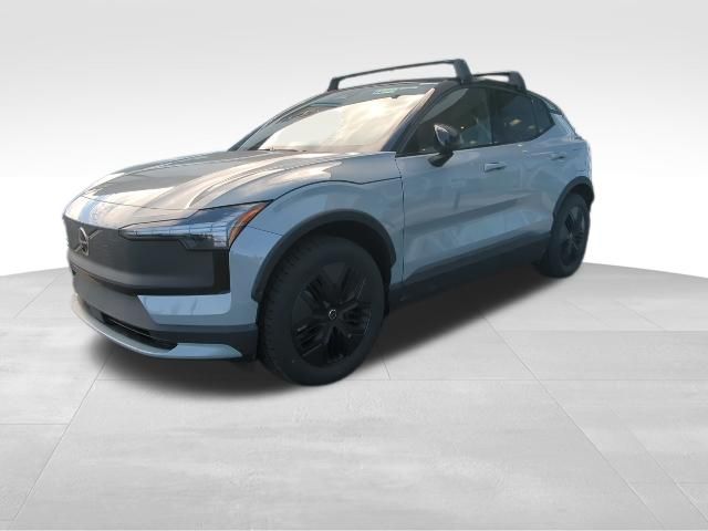 2026 Volvo EX30 Cross Country Twin Motor Ultra