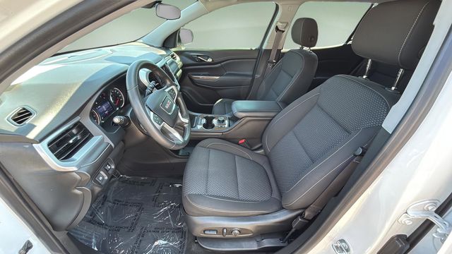 Used 2023 White GMC SLE image 20