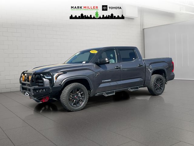 2022 Toyota Tundra SR5 CrewMax Cab 4WD