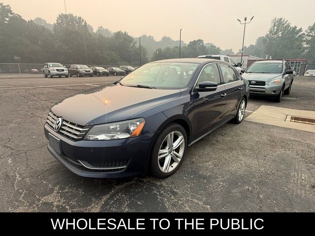  2014 Volkswagen Passat TDI SE with Sunroof   