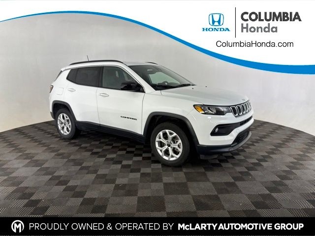 2025 Jeep Compass Latitude 4WD   