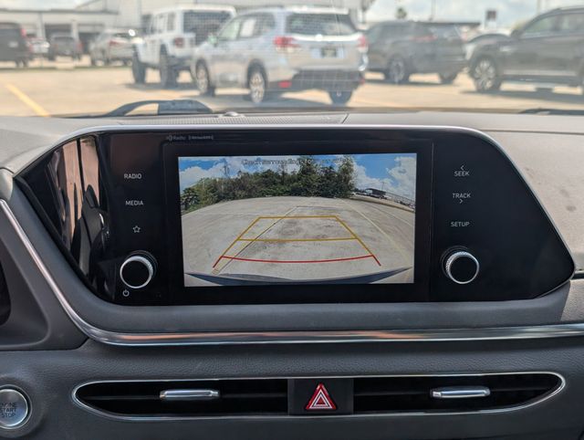 Used 2021 Black Hyundai SEL Plus image 19