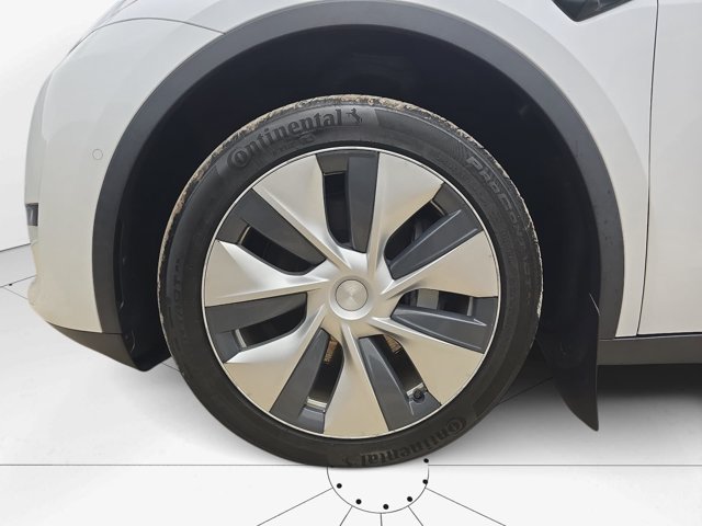 Used 2020  Tesla Long Range image 28