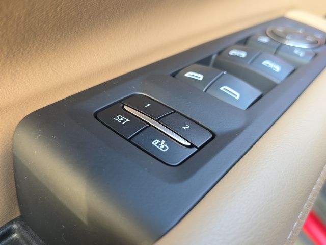 2023 Chevrolet Tahoe Premier:C02594