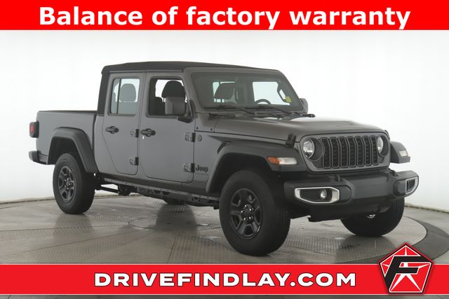 Gray (Granite Crystal Metallic Clearcoat) 2024 Jeep Gladiator Sport Crew Cab 4WD Pickup Truck Four-Wheel Drive 8-Speed Automatic