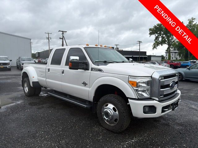 White Platinum Clearcoat Metallic 2016 Ford F-350 Super Duty Pickup Truck Four-Wheel Drive 6-Speed Automatic