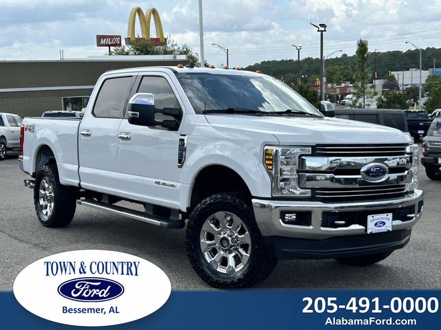 Oxford White 2019 Ford F-250 Super Duty Pickup Truck Four-Wheel Drive 6-Speed Automatic