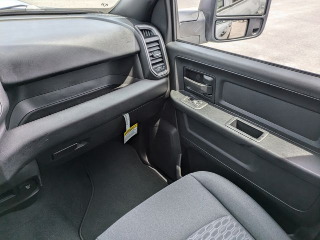 2026 Ram 2500 Black Express Crew Cab 4x4 6'4" Box