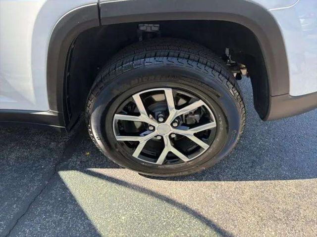 JeepGrand Cherokee17