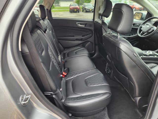 2024 Ford Edge Titanium - Silver Metallic exterior view 17