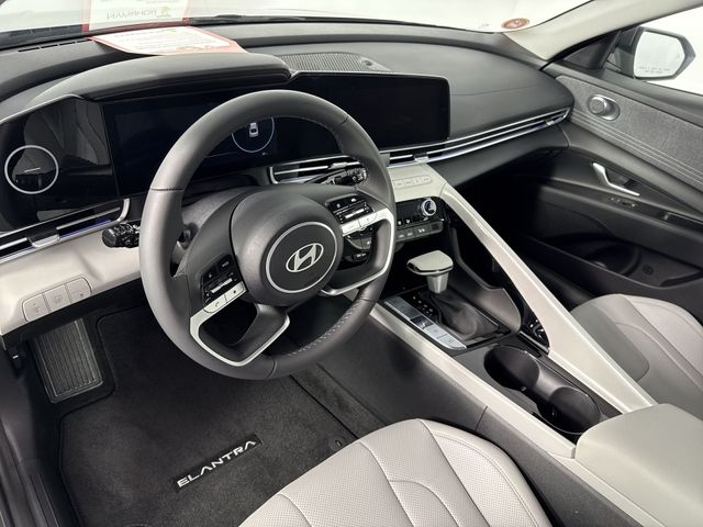 New 2025 Hyundai Elantra Hybrid For Sale in Indianapolis, IN