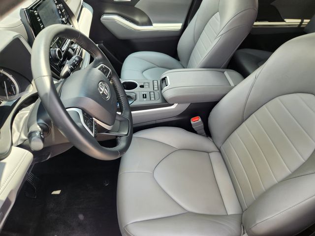 2022 Toyota Highlander XLE Gray at Toyota of Victoria