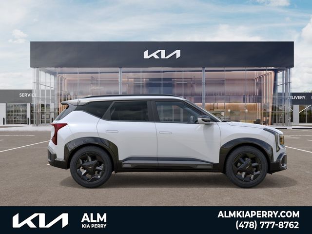 New 2027 White Kia X-Line S image 7