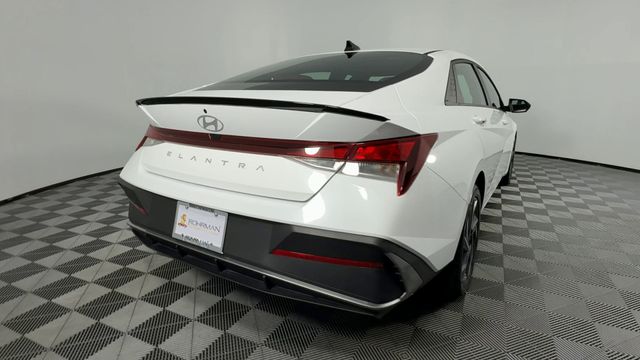 New 2025 Hyundai Elantra For Sale in Indianapolis, IN