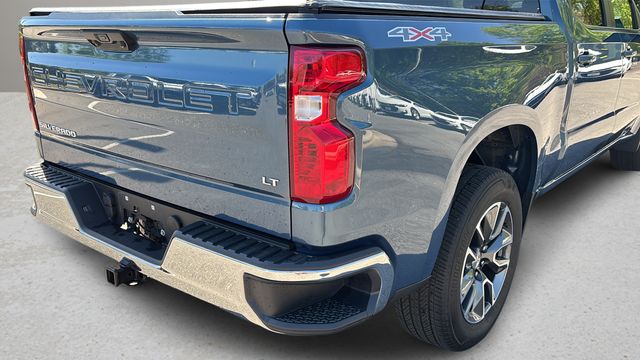 Used 2024 Blue Chevrolet LT image 37