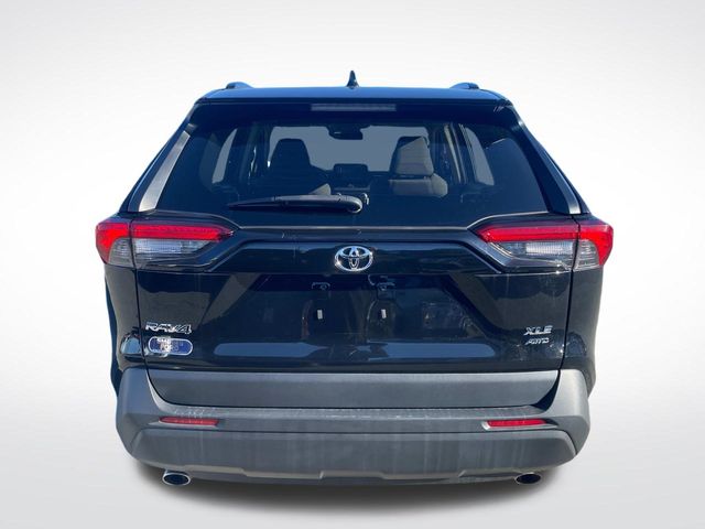 2022 Toyota RAV4 XLE 4