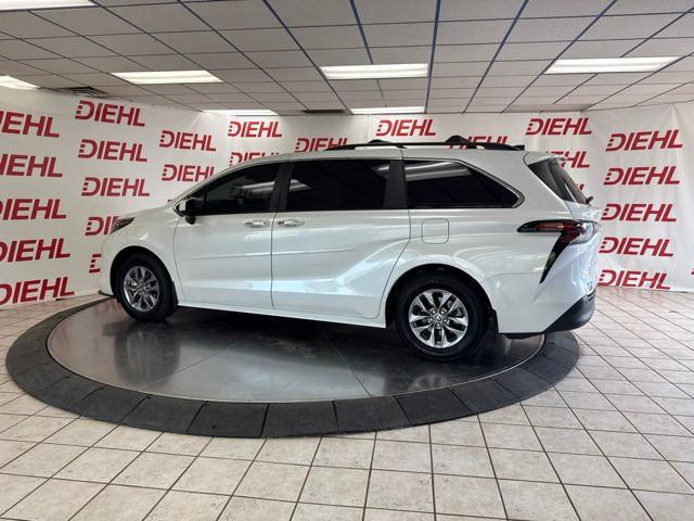 Used 2025 Toyota Sienna Van