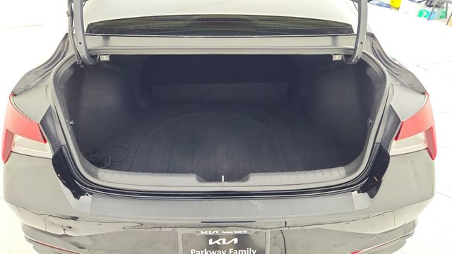 2023 Hyundai Elantra SEL Black at North Houston Mitsubishi