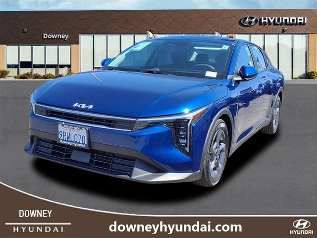2025 Kia K4 LXS FWD