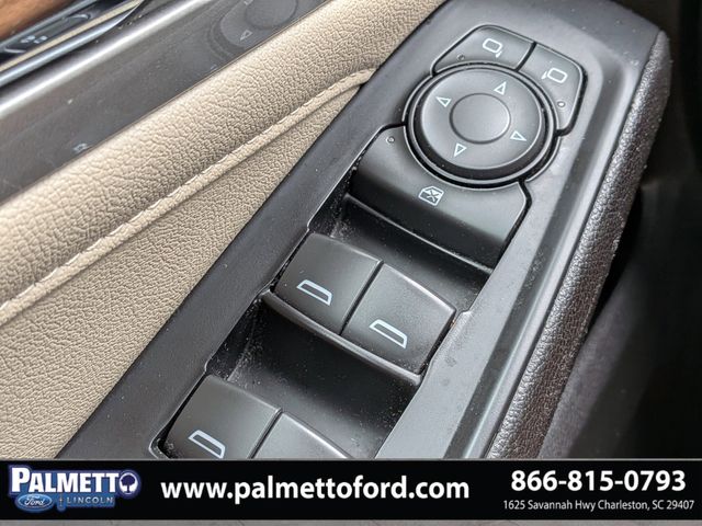 used 2023 Chevrolet Traverse car, priced at $22,993