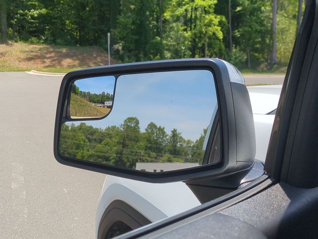 Used 2024 White GMC SLE image 18