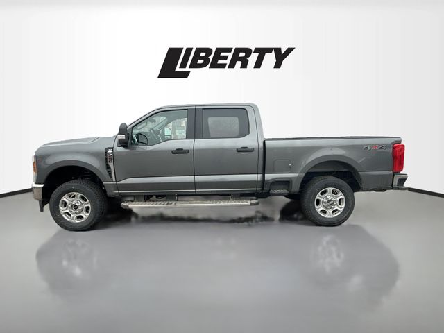 2025 Ford F-250SD XLT photo