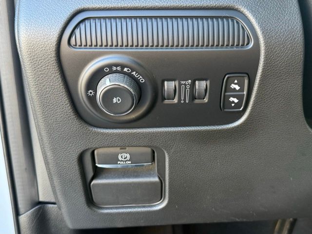 Used 2023 Jeep Wagoneer SUV