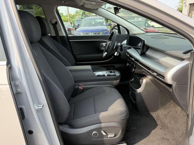New 2026 Gray Hyundai SE image 15