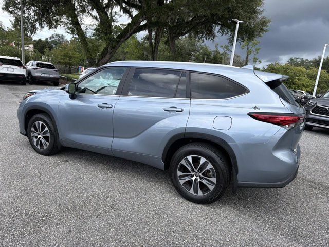 Used 2023 Toyota Highlander SUV
