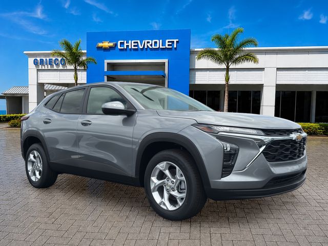 Sterling Gray Metallic 2026 Chevrolet Trax LS FWD SUV / Crossover Front-Wheel Drive 6-Speed Automatic
