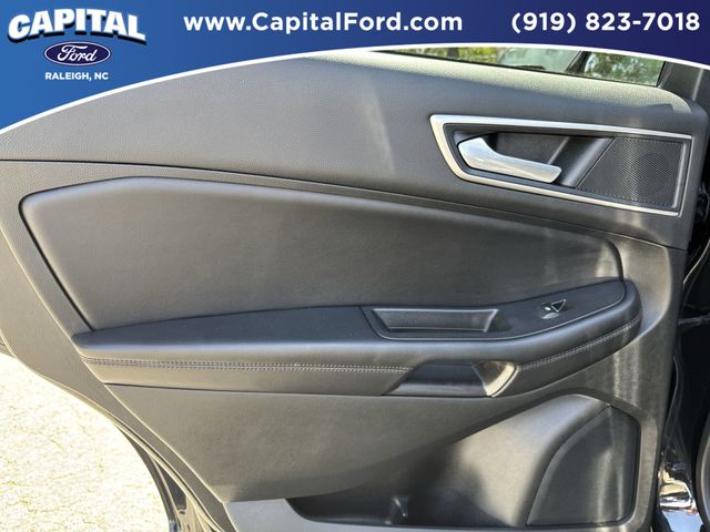 Used 2023 Black Ford SEL image 18