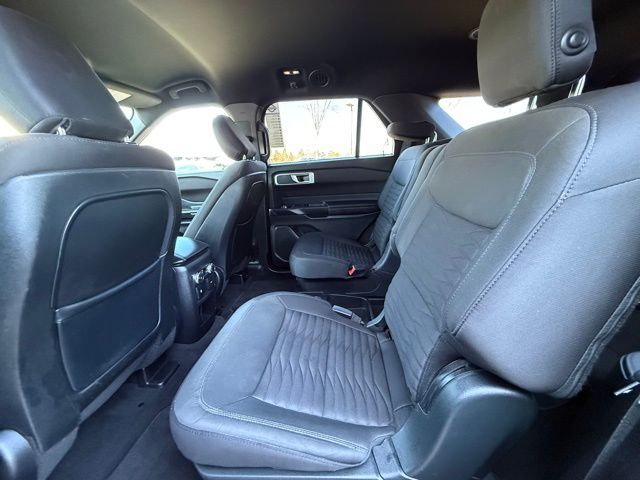 2020 Ford Explorer XLT photo