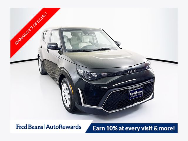 Fusion Black 2023 Kia Soul SUV / Crossover Front-Wheel Drive Continuously Variable Transmission