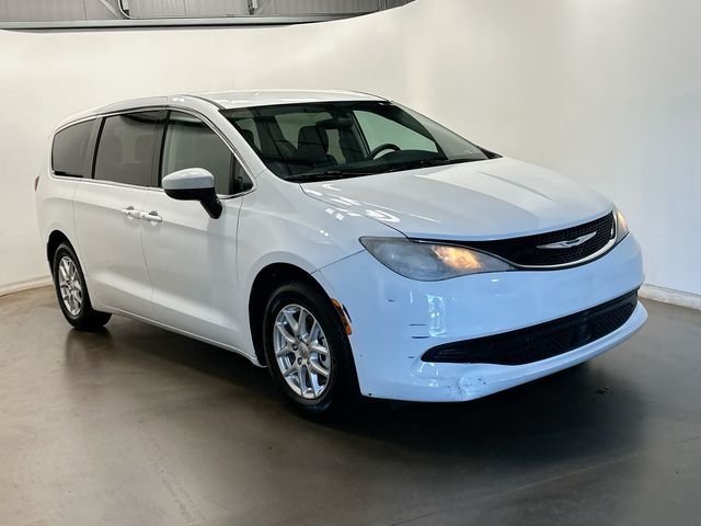2022 Chrysler Voyager LX White at Phil Fitts Ford