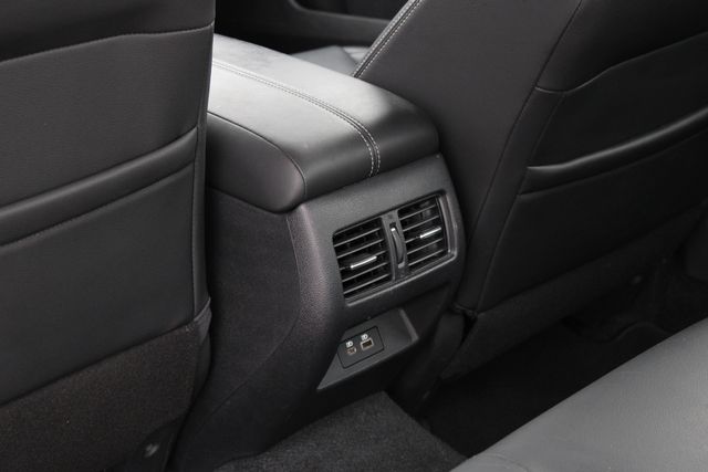 Used 2019 Black Nissan 2.5 SL image 21