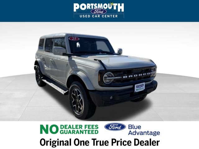 2025 Ford Bronco Outer Banks 4-Door 4WD